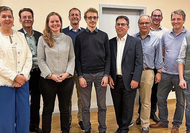Die Parteileitung: Claudia Casanova, Stefan Altner, Cécile Kohler, Daniel Blaser, Benedikt Sutter, Ivo Schürmann, Edmund Bumann, Marc Furter, Rolf Maichel und Ronald Hagger. Es fehlt Thomas Huser.Foto: zvg
