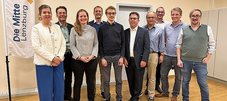 Die Parteileitung: Claudia Casanova, Stefan Altner, Cécile Kohler, Daniel Blaser, Benedikt Sutter, Ivo Schürmann, Edmund Bumann, Marc Furter, Rolf Maichel und Ronald Hagger. Es fehlt Thomas Huser.Foto: zvg