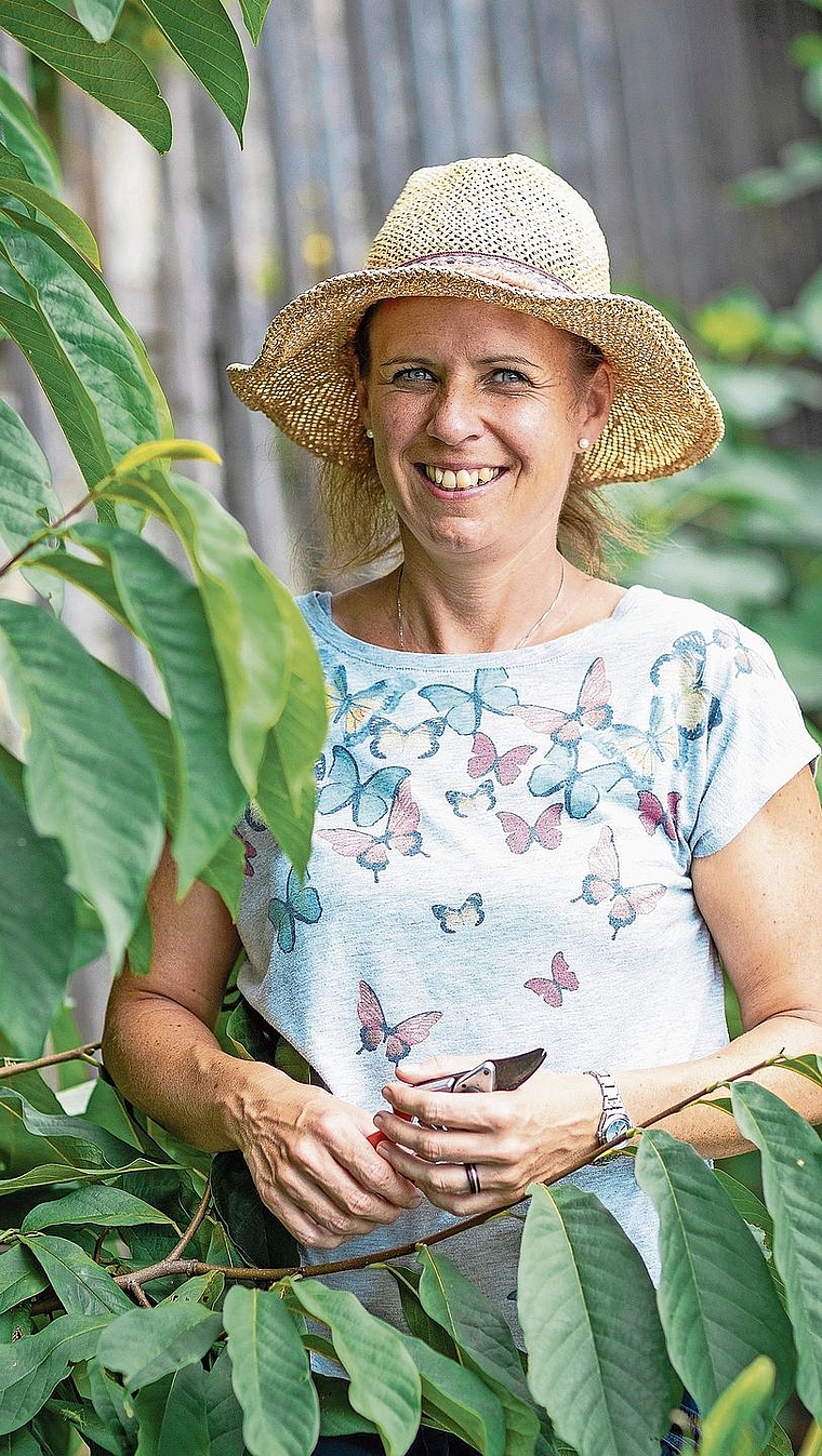 Arbeitet auf Schloss Wildegg: Gärtnerin Melissa Gögele.Foto: MA/Pascal Meier