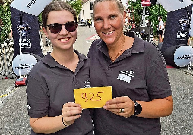 OK-Präsidentin Irene Fischer (rechts) freut sich über 925 Anmeldungen.