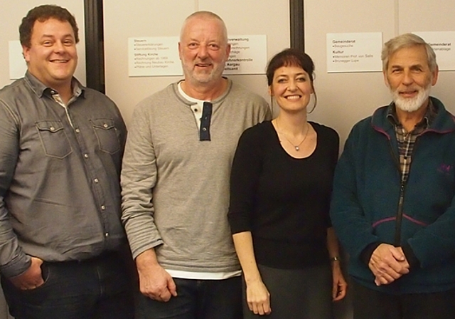 Die Mitglieder der Landschaftskommission: Karl Hochstrasser, André Moser, Samuel Hofstetter, Ruth Imholz Strinati, Werner Steck, Victor Condrau (v.l.) Foto: zvg