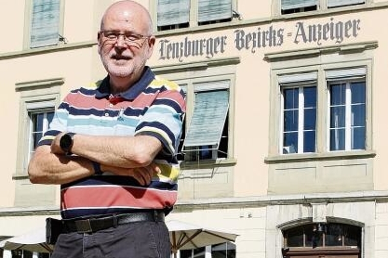 Kehrt dem Journalismus und dem «Lenzburger Bezirks-Anzeiger» den Rücken: Redaktionsleiter Fritz Thut wird Ende Monat pensioniert. Foto: Romi Schmid