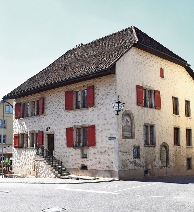 Nach dem Brand 2023 soll der Burgturm zu neuem Leben erweckt werden. Foto: Michael Hunziker