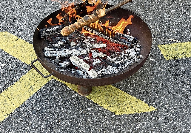 Schlangenbrot: En Guete! Foto: zvg