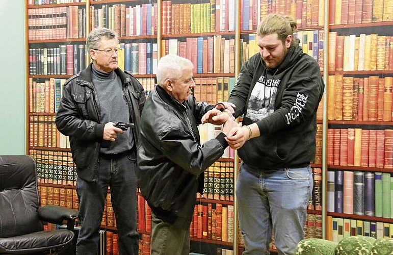 Der Hexer ist ein Meister der Tarnung: Gelingt es, ihn zu schnappen? Foto: Romi Schmid
