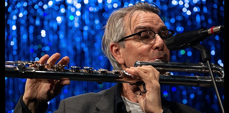 Ausgezeichneter Lenzburger: Ruedi Häusermann erhält den Schweizer Musikpreis für sein langjähriges künstlerisches Schaffen.Foto: zvg
