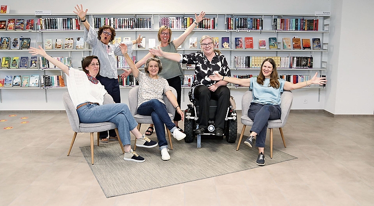 Das Team des Läsi-Huus schaut auf ein gutes Jahr zurück: Stephi Wetzstein, Elvira Achermann, Margrit Lanz, Monique Cecuta, Mirjam Balmer und Simona Steger.Foto: zvg 