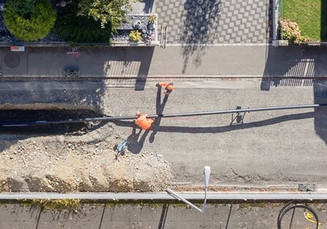 Sicheres Netz: Werkleitungsarbeiten der SWL Energie AG, hier an der Dragonerstrasse in Lenzburg. Foto: zvg