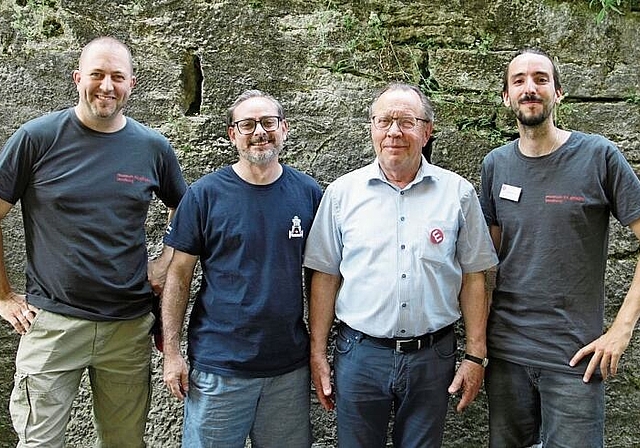 Gelungene Zusammenarbeit: Marc Philipp Seidel, Leiter Museum Burghalde, Simone Andrianello, Präsident IG Seifenkistenderby Schweiz, Stiftungsratspräsident Urs F. Meier und Projektleiter Samuel Marti.Foto: Romi Schmid