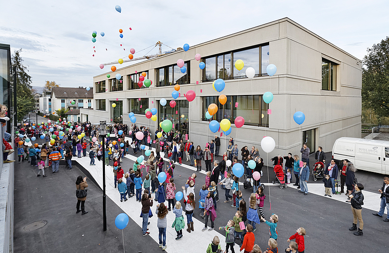 In absehbarer Zeit eine neue Festivität in Sicht: Einweihungsfest für die erste Etappe des Mühlemattschulhauses 2013. Foto: André Albrecht