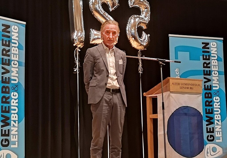 <em>Börsencrash brachte Läuterung:</em> Referent Martin Neff an der Jubiläumsfeier 125 Jahre Aargauischer Gewerbeverband. Foto: Fritz Thut