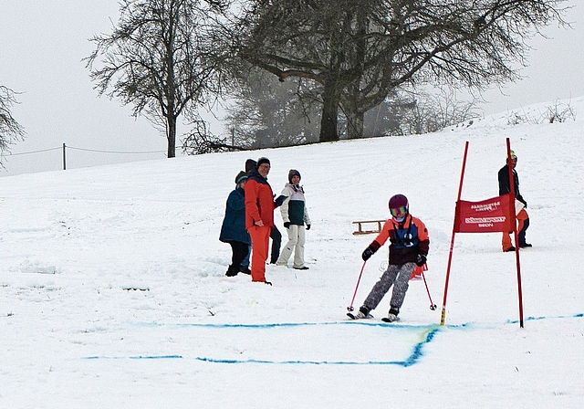 Vollgas: Die kleinen Ski-Asse schenkten sich nichts an jenem Sonntag.Foto:  Verena Schmidtke