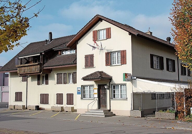 Ortsbürger Hunzenschwil greifen in den Geldbeutel: Sie wollen das ehemalige Restaurant Frohsinn kaufen. Foto: Alfred Gassmann