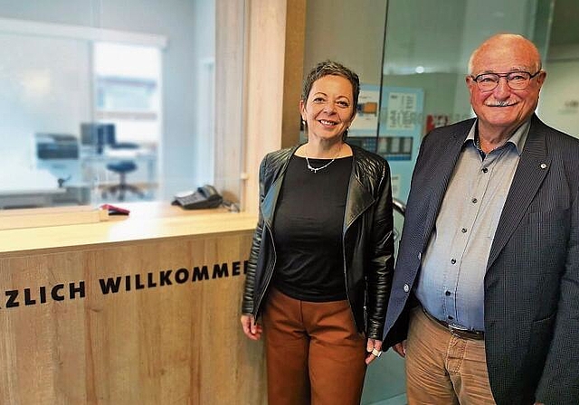 Nachfolge gesucht: Lucia Lanz, Vorsitzende der Satis-Geschäftsleitung, zusammen mit Stiftungsratspräsident Heinz Bürki. Foto: Fritz Thut