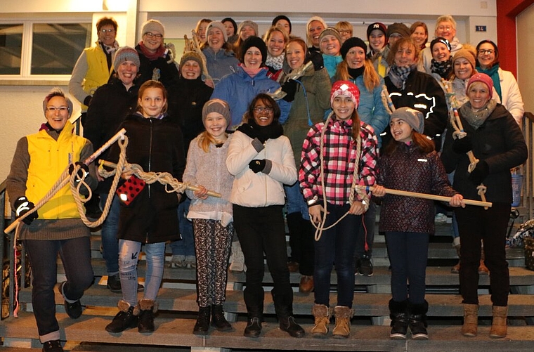 Das macht gute Stimmung: An den Ladies Nights sind die Frauen beim Geisselklöpf-Training unter sich. Foto: Brigitte Sommer