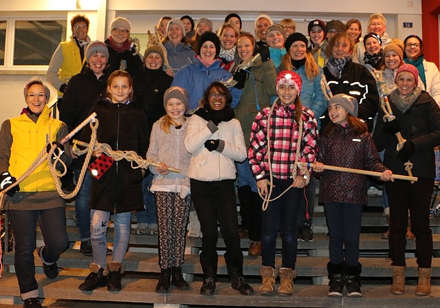 Das macht gute Stimmung: An den Ladies Nights sind die Frauen beim Geisselklöpf-Training unter sich. Foto: Brigitte Sommer