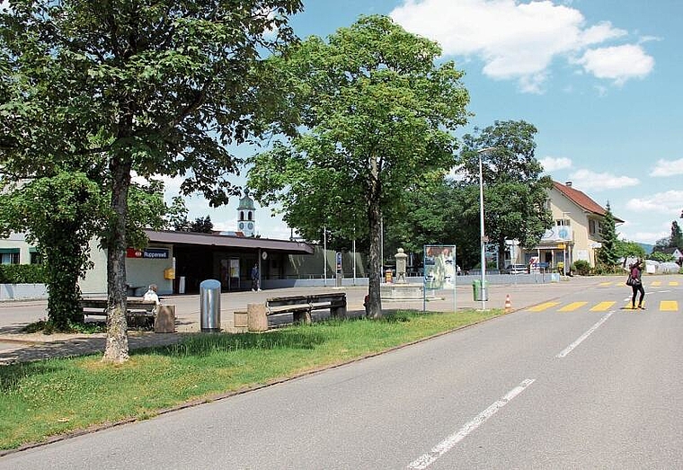 Entwicklungsmöglichkeiten offensichtlich: Das Bahnhofareal. Foto: Alfred Gassmann