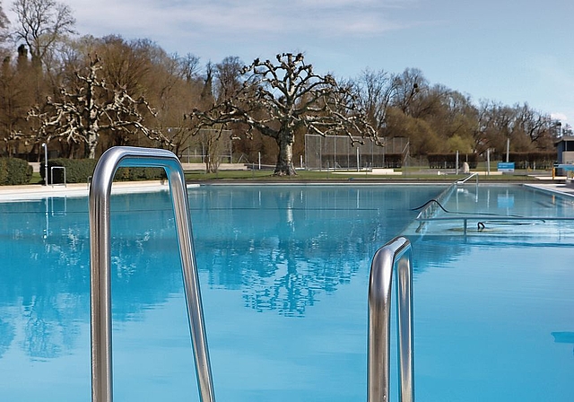 Die Badisaison rückt näher: Bald heisst es wieder eintauchen.Foto: Romi Schmid