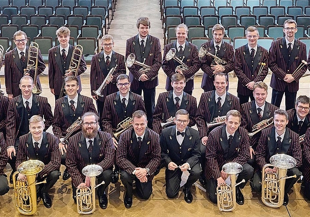 Das Konzert verspricht Einmaliges. Die Swiss Armed Forces Brass Band spannt mit der BBI und der Musikschule Kelleramt zusammen.Foto: zvg