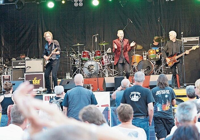 Familienfreundlich und stimmungsvoll: Auftritt von Dr. Feelgood am «Schützi». Foto: Ruedi Burkart
