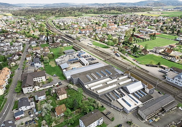 Das ehemalige Ferrum-Areal an den Bahngleisen soll sich in den kommenden Jahren zum Wohn- und Gewerbequartier entwickeln.Foto: Sandra Adrizzone