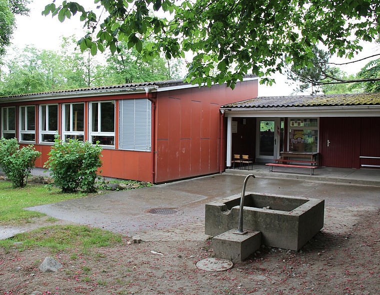 <em>Wird abgebrochen:</em> Der 51-jährige Kindergarten im Schachen. Foto: AG