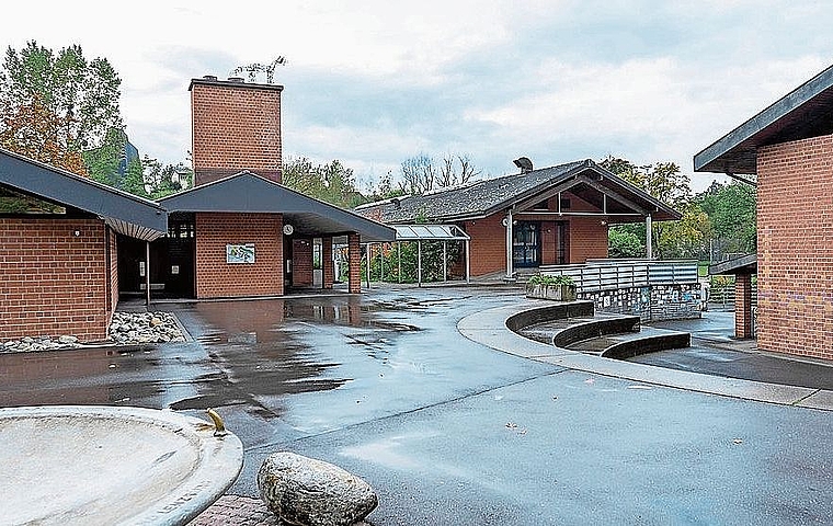 Wird der freie Mittwochnachmittag bald zum Auslaufmodell? Blick auf die Oberstufe Möriken-Wildegg.Foto: zvg