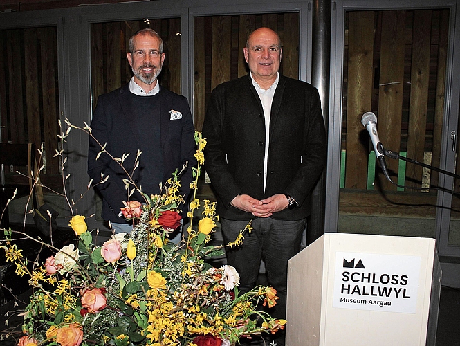 Museumsdirektor Marco Sigg mit Grossratspräsident Urs Plüss.Foto: Debora Hugentobler