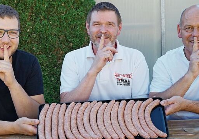 Hüten ihr Wurstrezept wie einen Schatz: Die Metzger Samuel Keller, Andreas Merz und Markus Schnyder. Foto: Romi Schmid