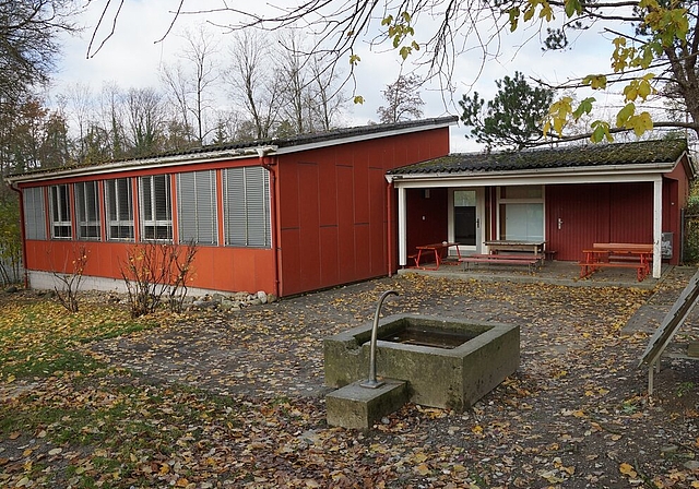 Zu planen ist ein Ersatzbau: Der Kindergarten hat 50 Jahre auf dem Buckel. Foto: Simon Läuchli