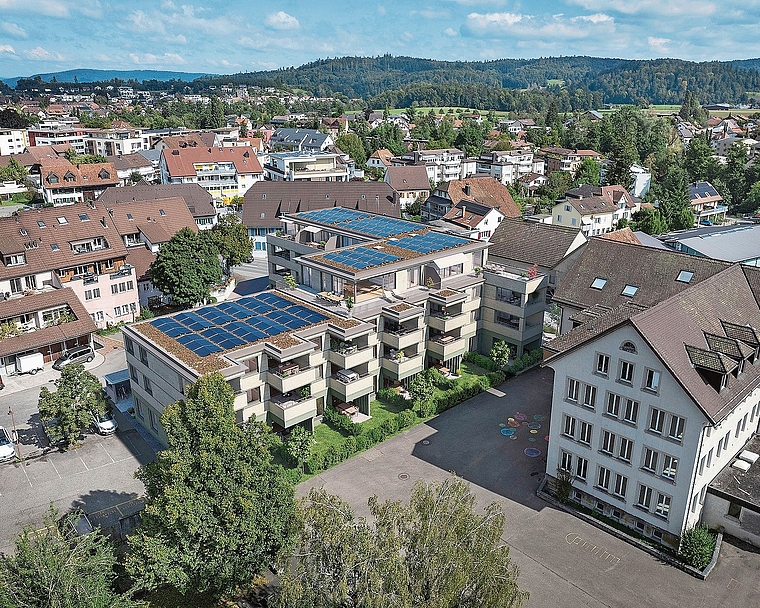 Schulische Nutzung nicht zonenkonform und daneben entsteht Wohnraum. Das jahrelange Tohuwabohu zum Seetalschulhaus geht weiter.Foto: zvg
