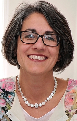 Kathrin Scholl