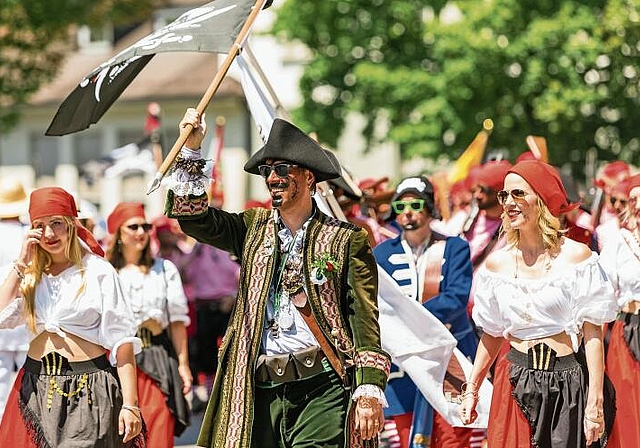 Erleben dieses Jahr eine Neuauflage: Farbige Bilder am Freischarenmanöver am Lenzburger Jugendfest, hier bei der letzten Aufführung im Jahr 2018. Archivfoto: Chris Iseli