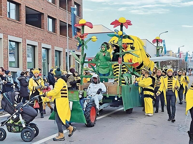 Die Biene-Maja-Formation zog die Blicke auf sich. Foto: zvg