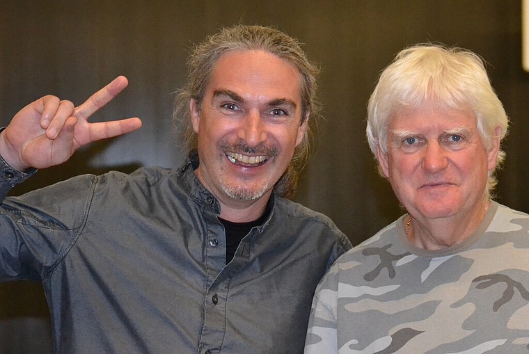 <em>Patrick Fischers Premiere: </em>Im Jahr 2014 chauffierte Fahrwangens Gemeindeammann John Lees von Barclay James Harvest. Foto: zvg