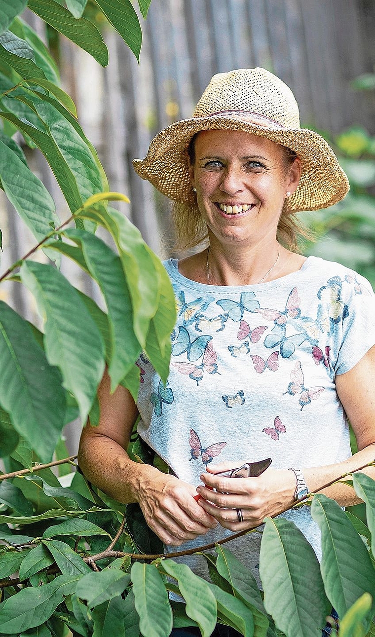 Arbeitet auf Schloss Wildegg: Gärtnerin Melissa Gögele.Foto: MA/Pascal Meier