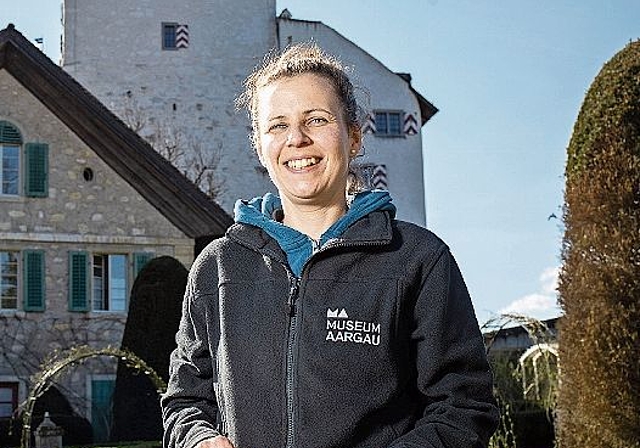 Gärtnerin im Wildegger Schlossgarten: Melissa Gögele. Foto: MA/Pascal Meier
