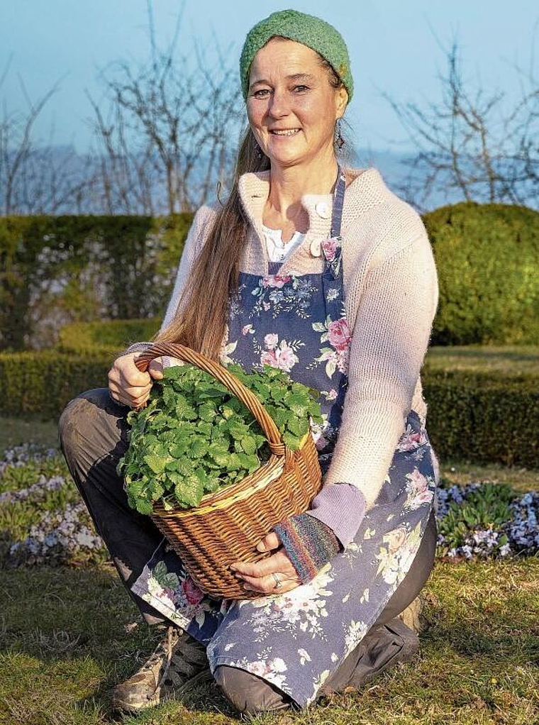 Gärtnerin auf Schloss Wildegg: Tanya van der Laan. Foto: MA/Pascal Meier