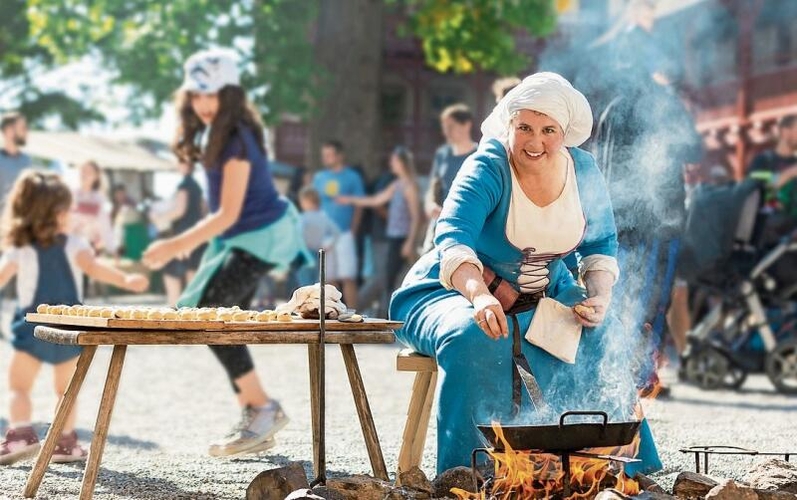 Mittelaltermarkt auf Schloss Lenzburg: Sorgte als eines der Highlights für viele Besucher. Foto: zvg