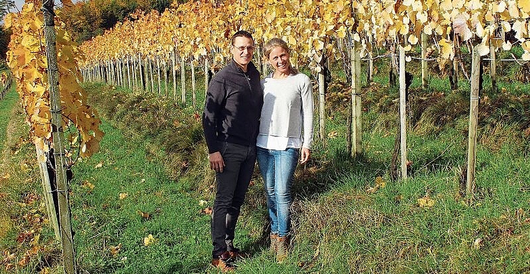 Bereits ein breites Angebot: Martin und Yvonne Clemen vom Weingut Stock18 in Auenstein. Foto: Alexander Studer