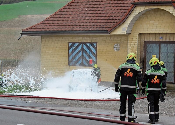 Durch den Schaumeinsatz konnte der Brand gestoppt werden.Foto: ASt