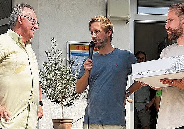 Die Gebrüder Berger und der abtretende Ueli Stucki.Foto: zvg