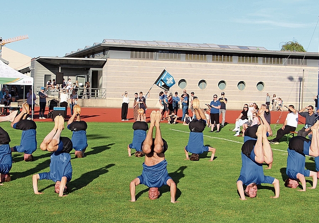Zog die Besucher in ihren Bann: Die Gymnastik-Vorstellung des STV Rupperswil.Foto: zvg