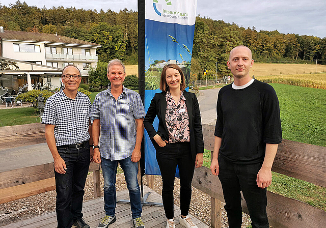 Die Impulsreferenten am «Lebensraum»-Workshop: Bruno Good (Food-Trail), Peter Schwab (Marktschwärzerei), Christina Bachmann (Gaudis) und Tobias Zihlmann (Diversitas). Foto: Fritz Thut
