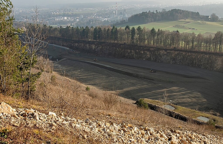 <em>In rund zehn Jahren wieder gänzlich aufgefüllt: </em>Der Steinbruch Oberegg.