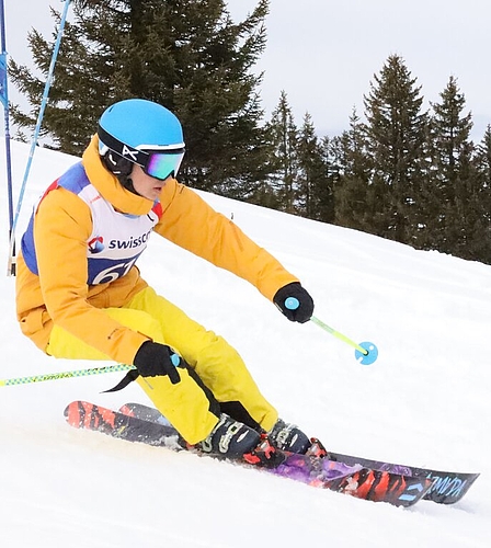 <em>Rassig unterwegs:</em> Ski- und Snowboardtag des Kreisturnverbandes Lenzburg. Foto: zvg
