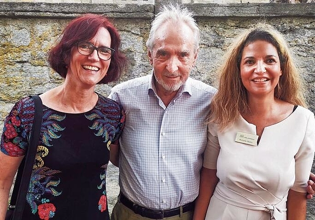 Zeigten sich am Netzwerktag überzeugt von der Bedeutung der Freiwilligenarbeit: Stadträtin Beatrice Taubert, Autor Ludwig Hasler und Müllerhaus-Geschäftsleiterin Michelle Müller. Foto: Fritz Thut