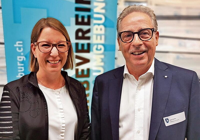 Wachablösung: Präsidentin Lea Grossmann löste Erich Renfer an der Sitzung des Gewerbevereins Lenzburg und Umgebung ab. Foto: Fritz Thut