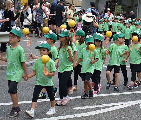 Ganz in Grün: Die Froschkönige des Kindergartens.