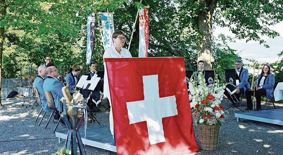 «Unus pro omnibus, omnes pro uno»: Marianne Wildi appellierte in ihrer 1.-August-Ansprache an die Gemeinschaft. Foto: Romi Schmid
